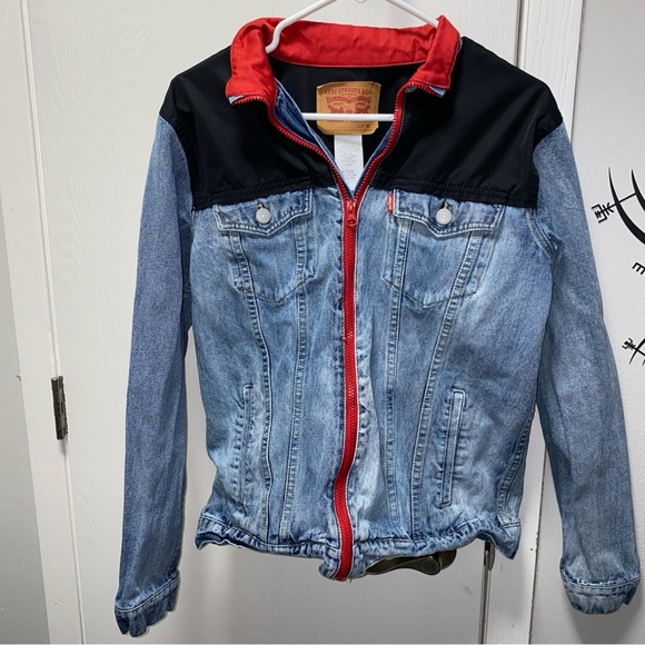 Levi’s BIG BOYS SPORTSWEAR TRUCKER JACKET XL (13-15) Light Wash Red‎ Zipper - Picture 1 of 7